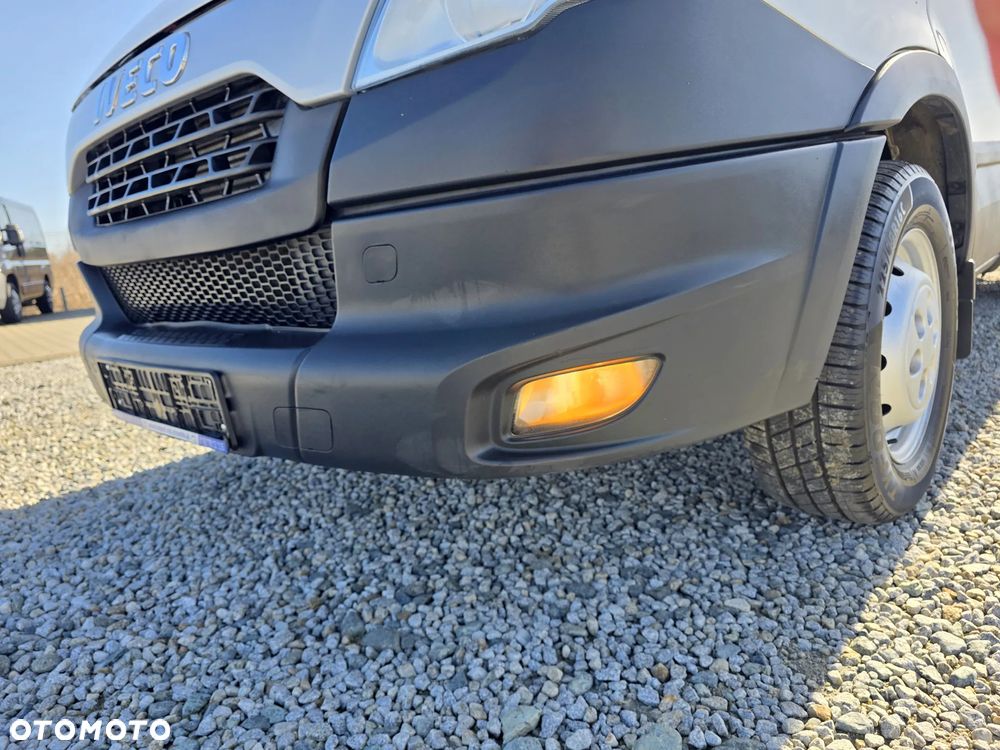 Iveco IVECO 35S13 2.3 HPI ŚREDNI WYSOKI KLIMA WEBASTO 193 T/KM PRZEBIEGU GWARANCJA - 10