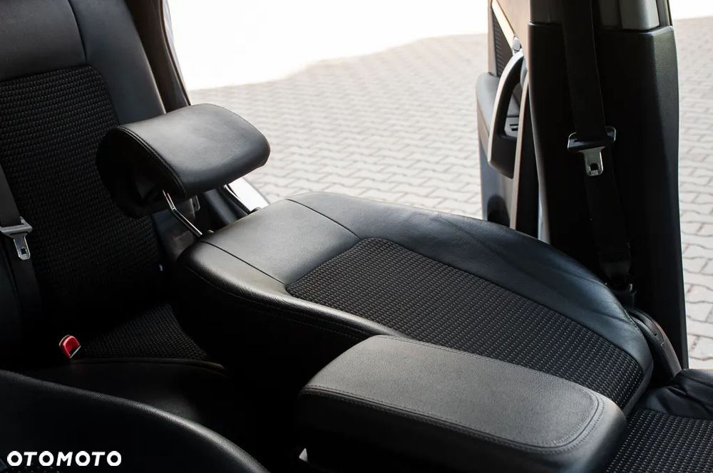 Chevrolet Captiva 2.4 2WD LT - 28