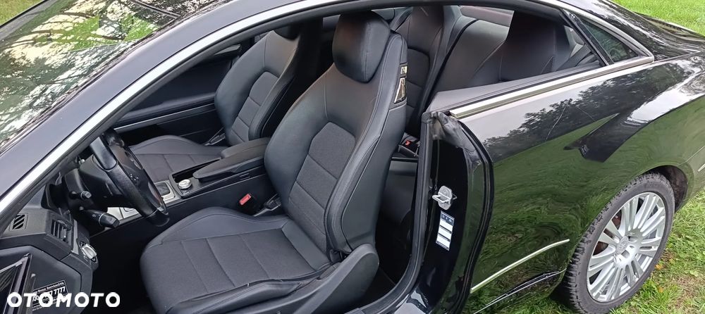 Mercedes-Benz Klasa E 250 CGI BlueEFFICIENCY Automatik Elegance - 37