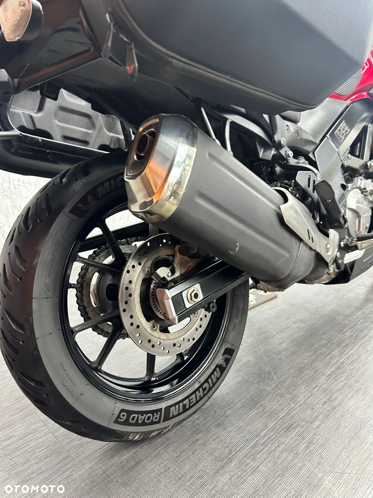 Suzuki V-STROM - 27