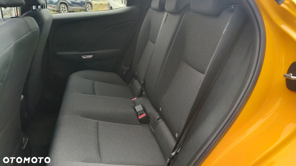Lexus LBX 1.5 Hybrid - 12