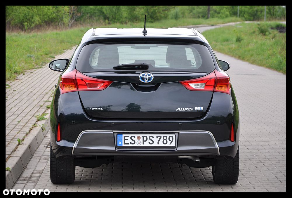 Toyota Auris - 10