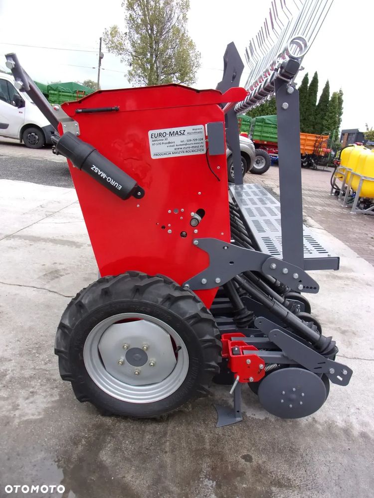 Meprozet Siewnik talerzowy, stopkowy-redlicowy, SR25/SRT25, SR27/SRT27, SR30/SRT30, S107, S107T, poplonów S119, nabudowany SNT30 agregat uprawowo siewny Euro-Masz, Akpil, Agro-Masz - 4