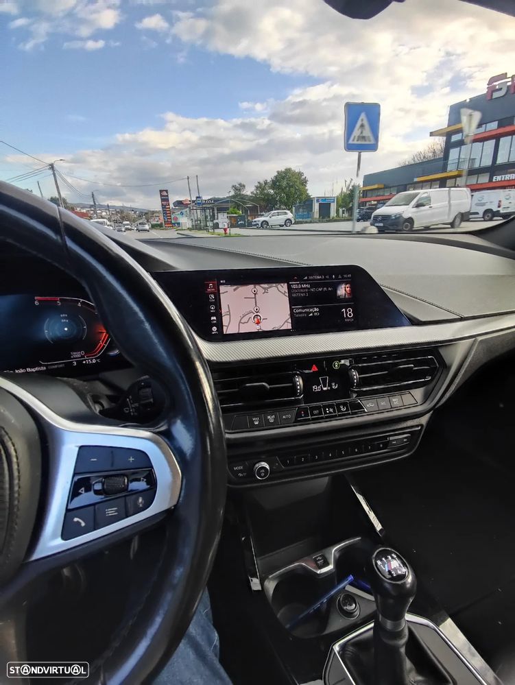 BMW 116 d Pack Desportivo M - 5