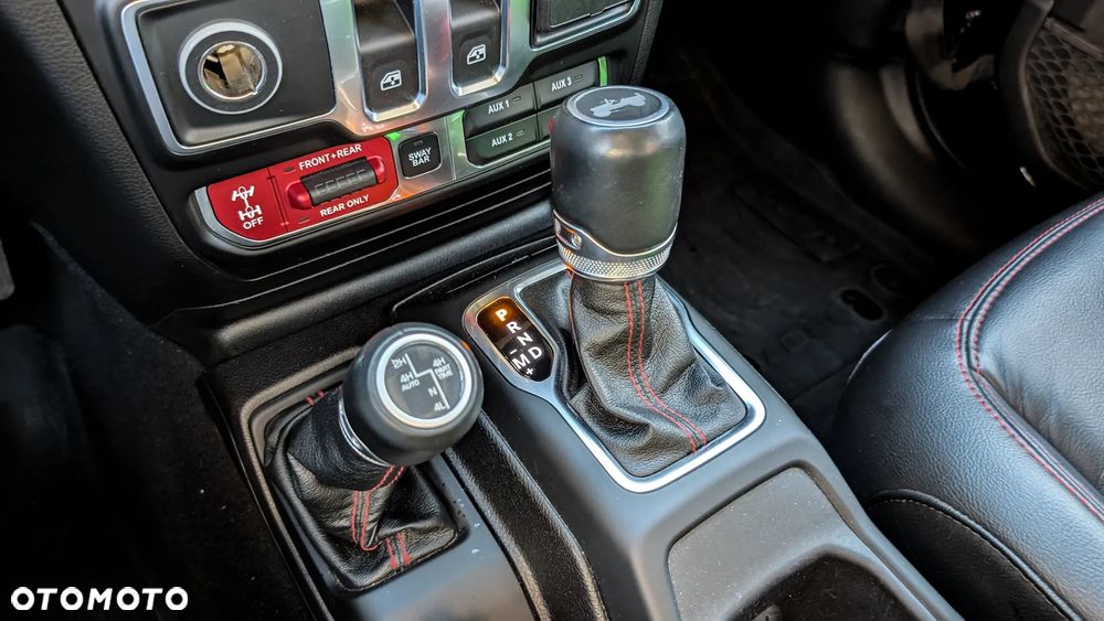 Jeep Wrangler GME 2.0 Turbo Rubicon - 28