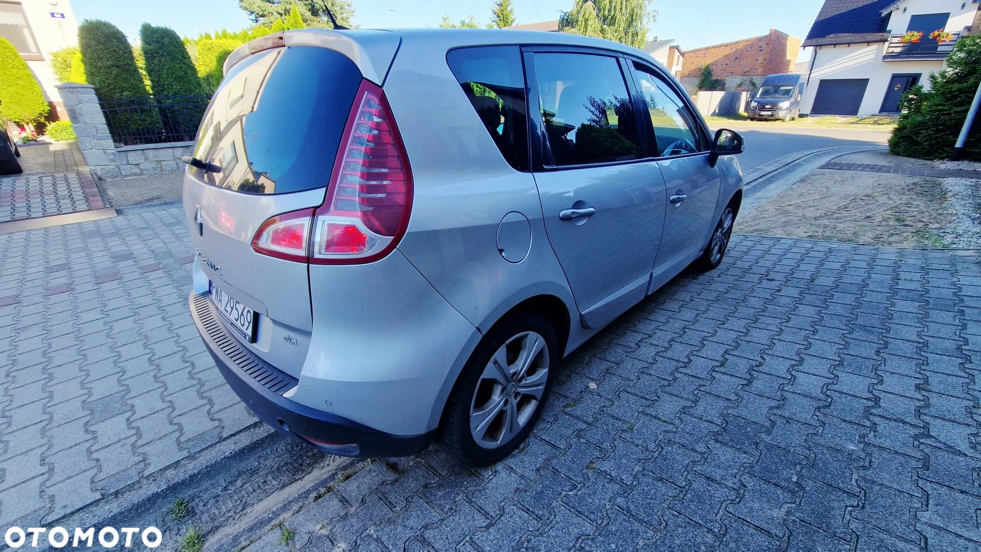Renault Scenic 1.9 dCi Expression - 19
