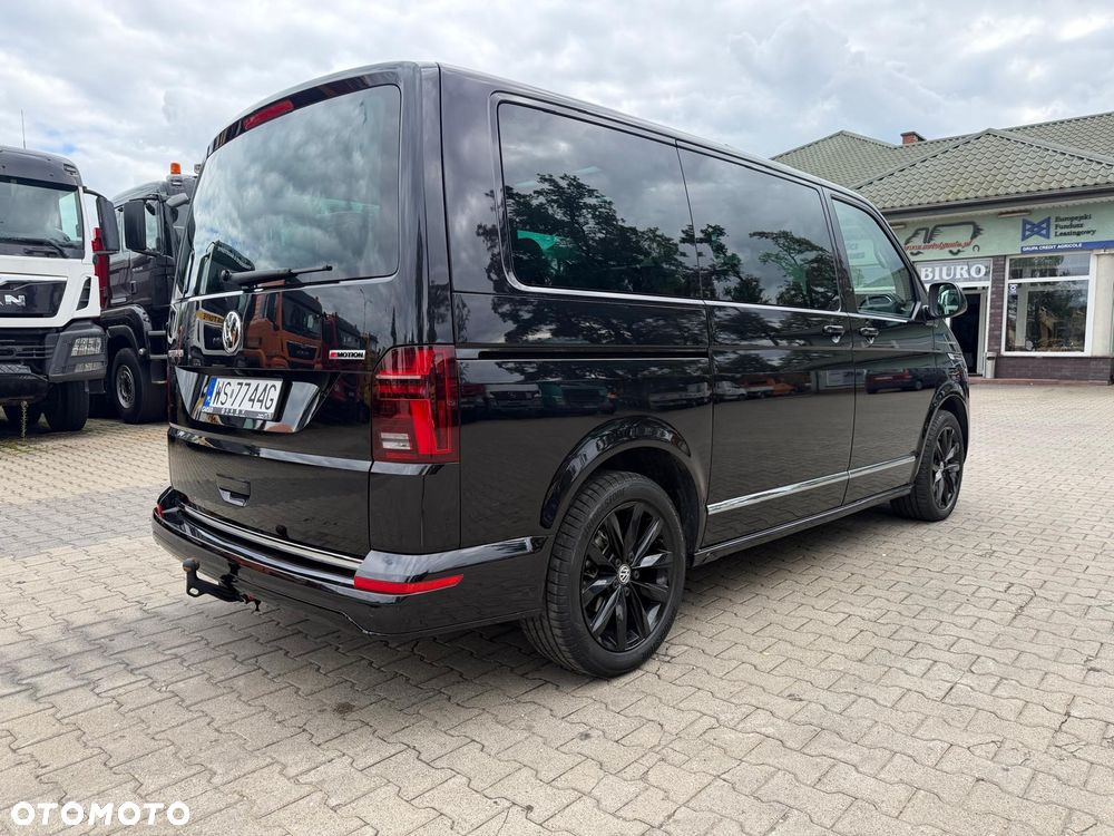 Volkswagen Multivan - 10
