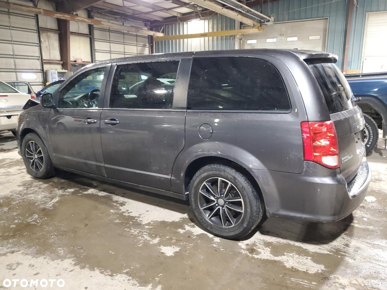 Dodge Grand Caravan 3.6 R/T - 19