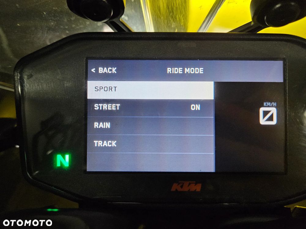 KTM Duke 790 - 27