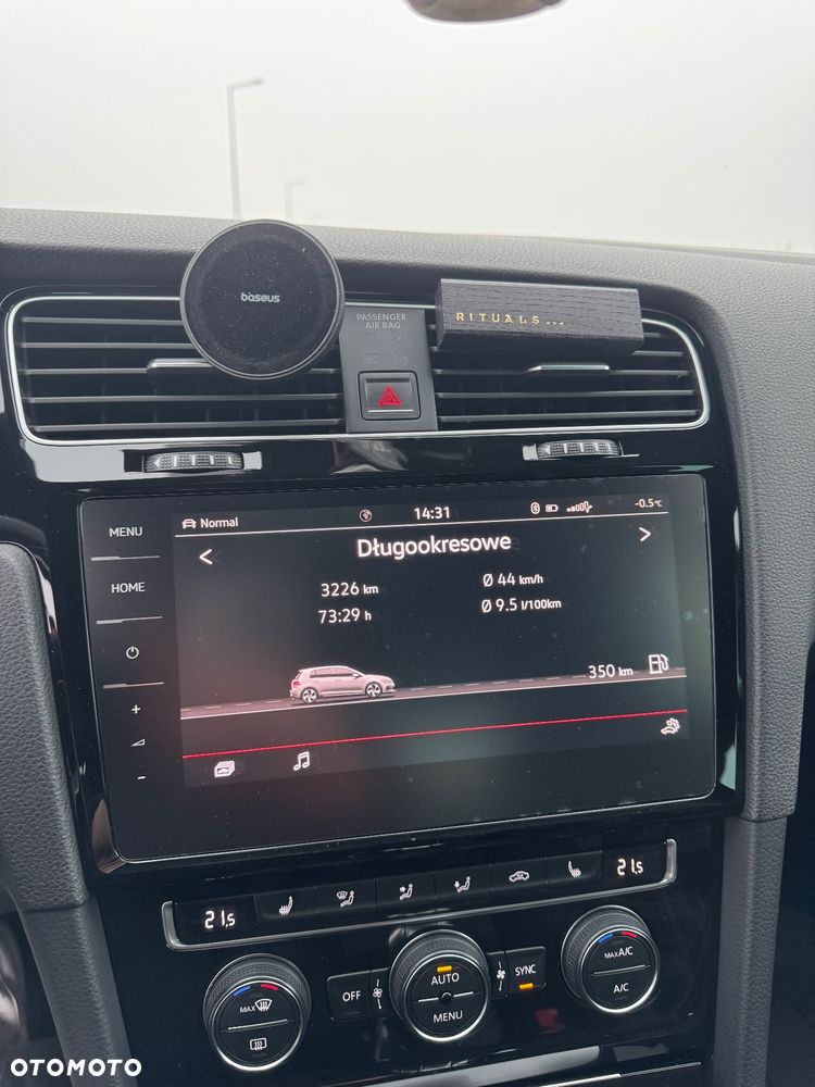 Volkswagen Golf - 12