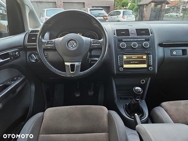 Volkswagen Touran - 6