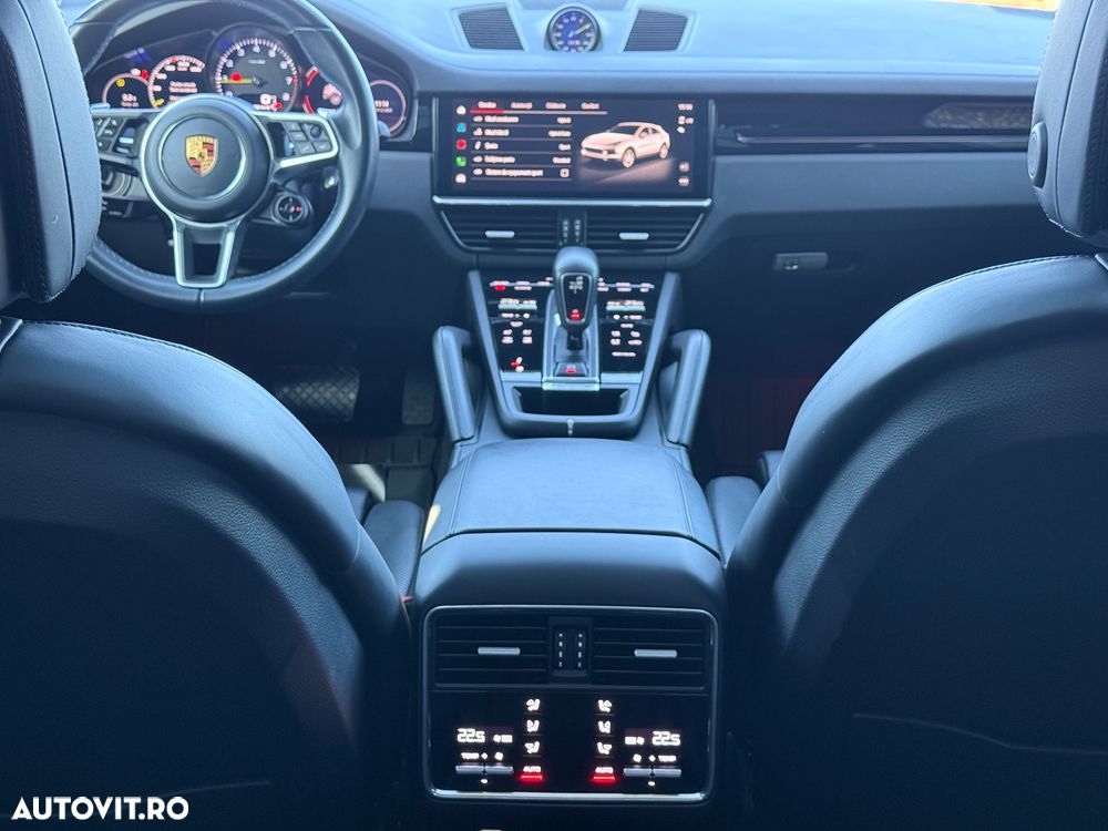 Porsche Cayenne Coupe E-Hybrid Tiptronic S - 34