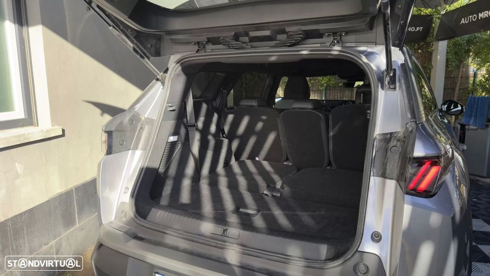 Peugeot E-5008 73 kWh Allure - 12