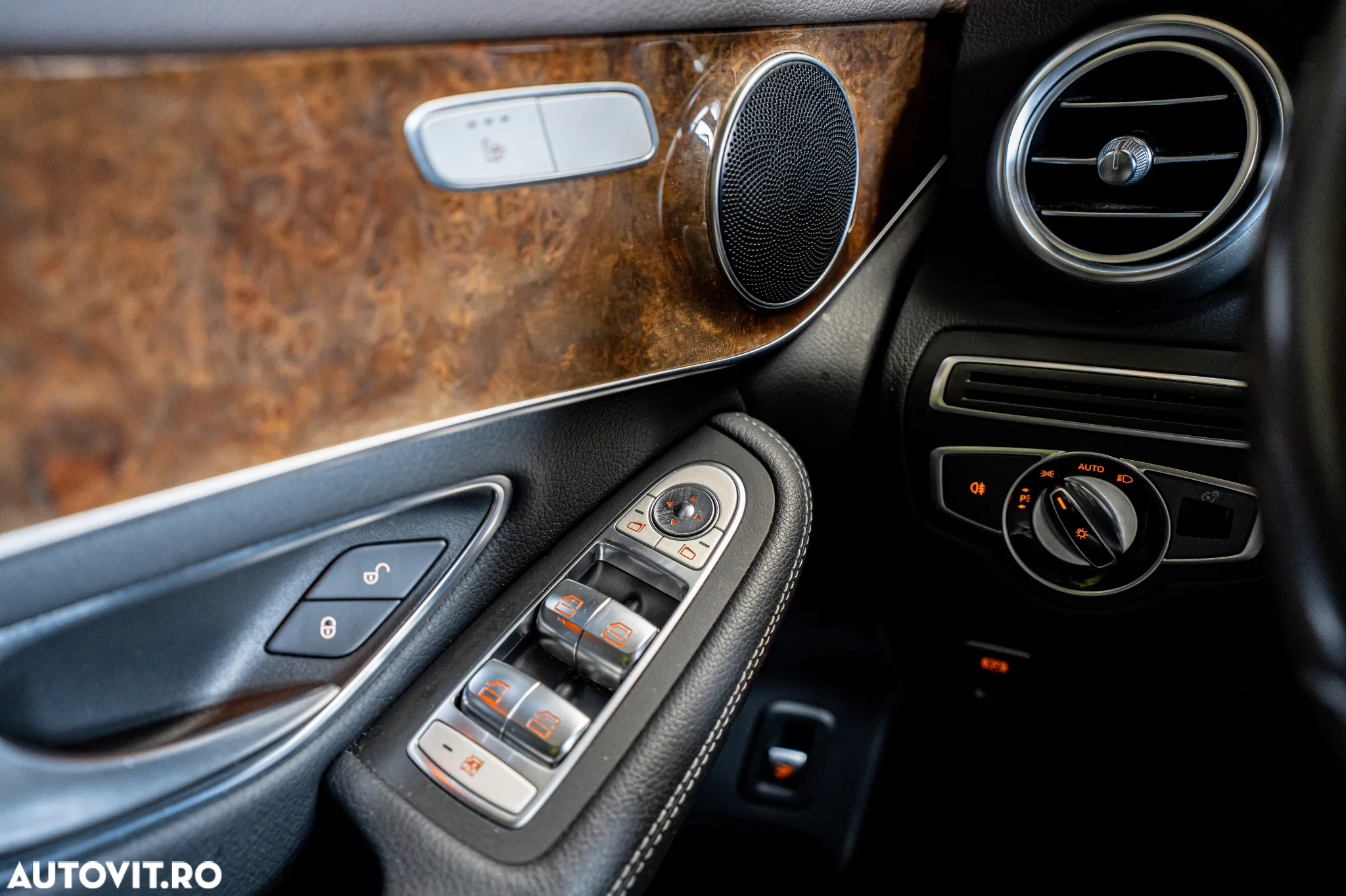 Mercedes-Benz GLC 220 d 4Matic 9G-TRONIC - 11
