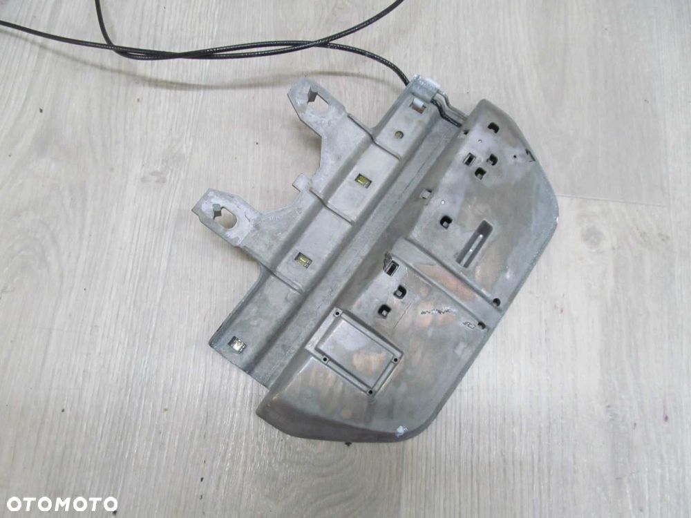 VOLVO XC90 ANTENA RADIA 8633699 GPS 02-12 - 3
