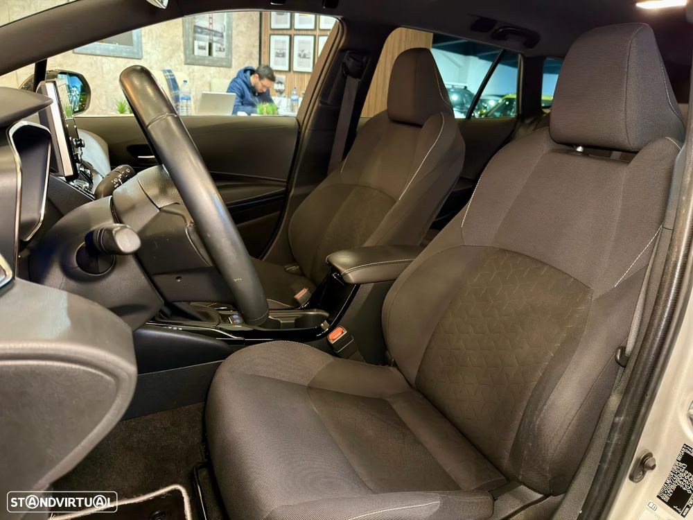 Toyota Corolla SW - 23