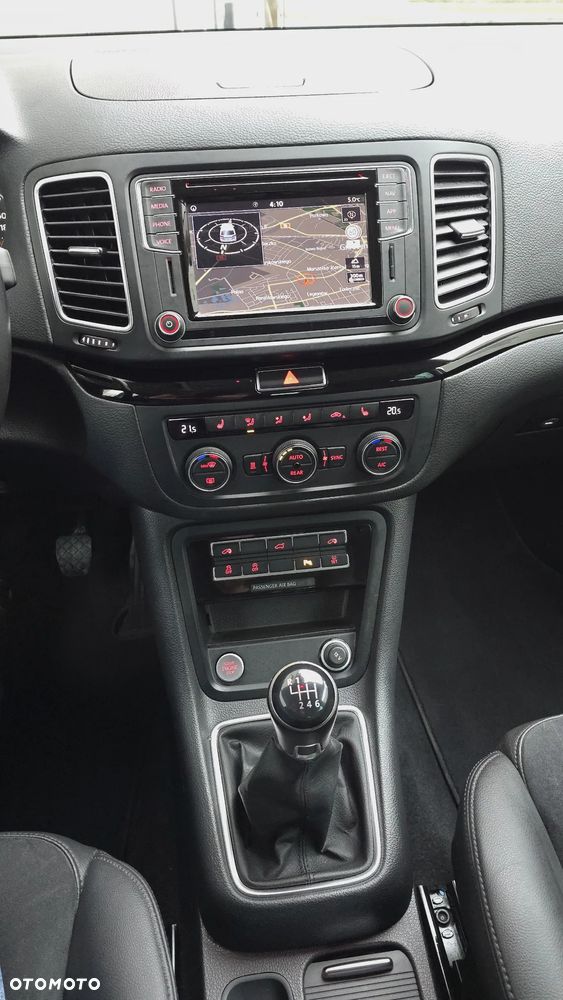 Volkswagen Sharan 2.0 TDI (BlueMotion Technology) Highline - 9