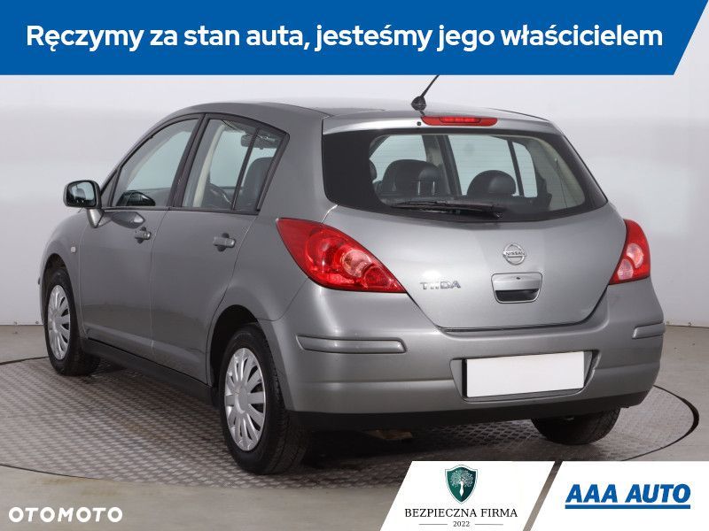 Nissan Tiida - 6