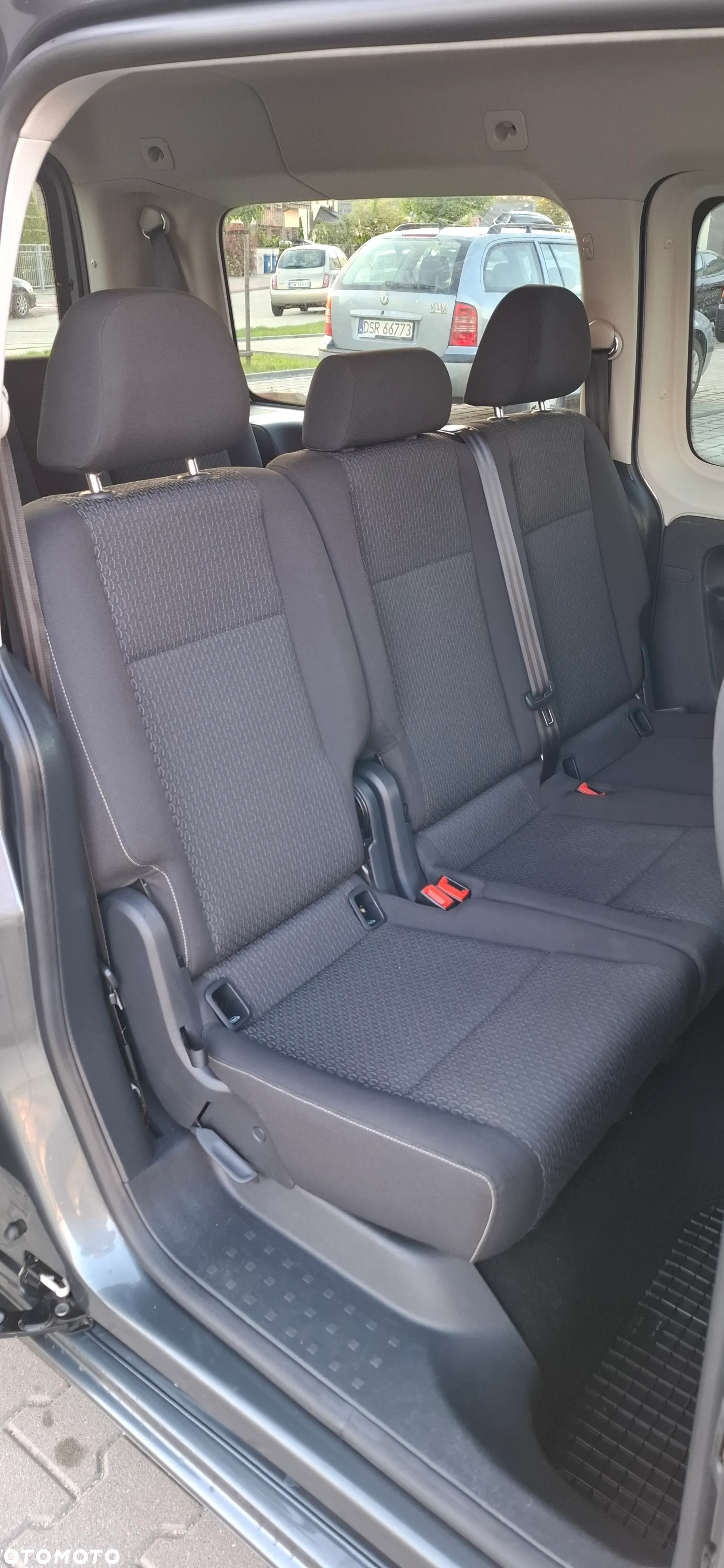 Volkswagen Caddy Maxi 1.4 TSI Trendline DSG - 14