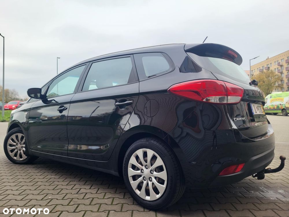 Kia Carens 1.7 CRDi 115 Dream-Team Edition - 17
