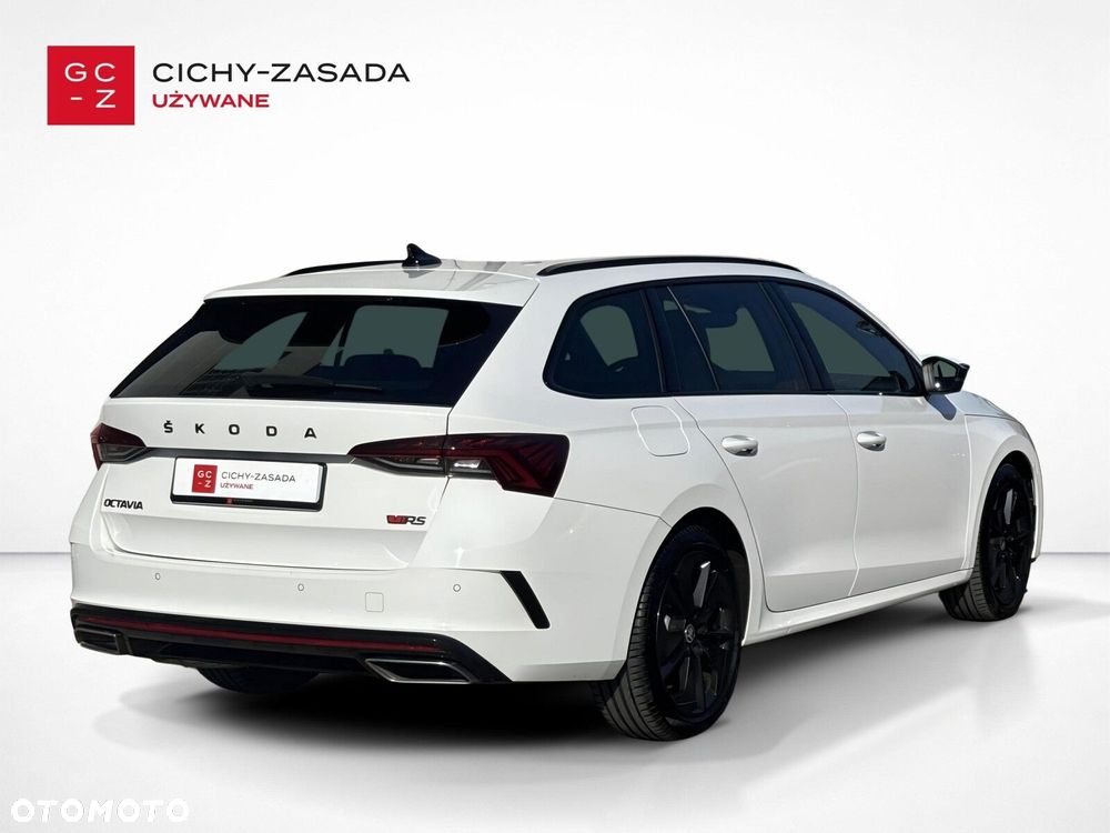 Skoda Octavia 2.0 TDI RS DSG - 5