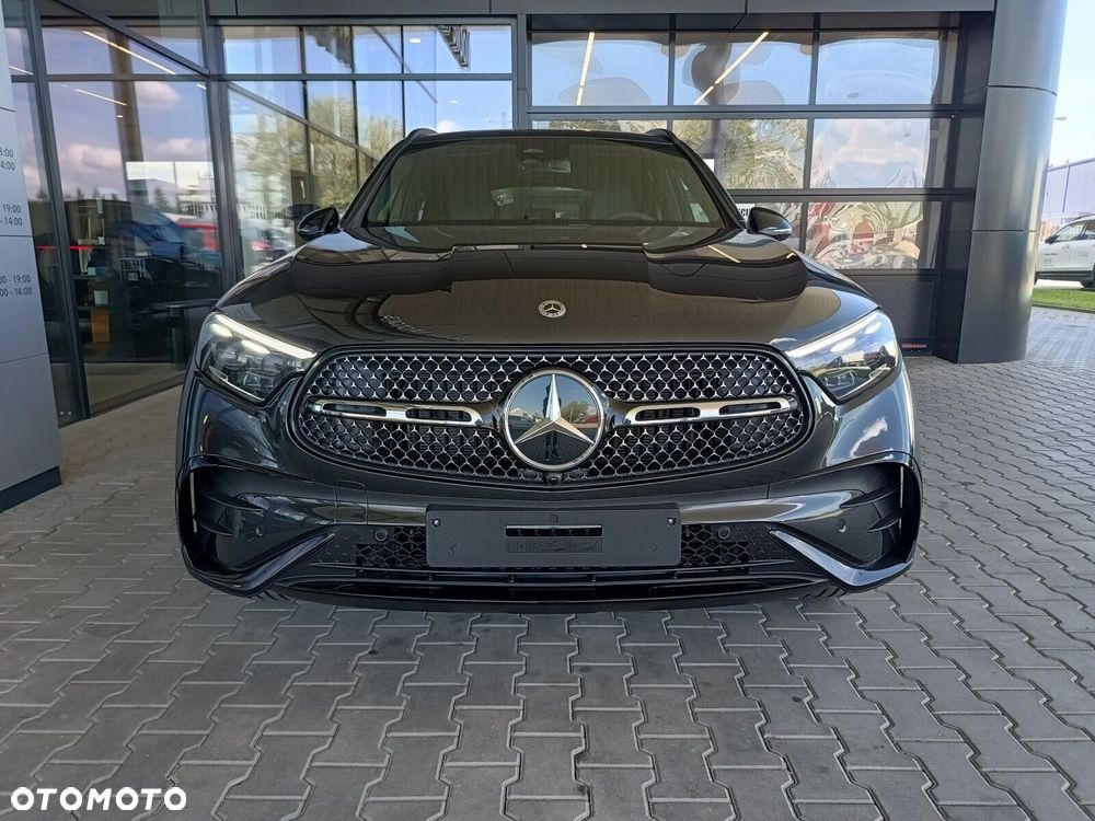 Mercedes-Benz GLC - 2