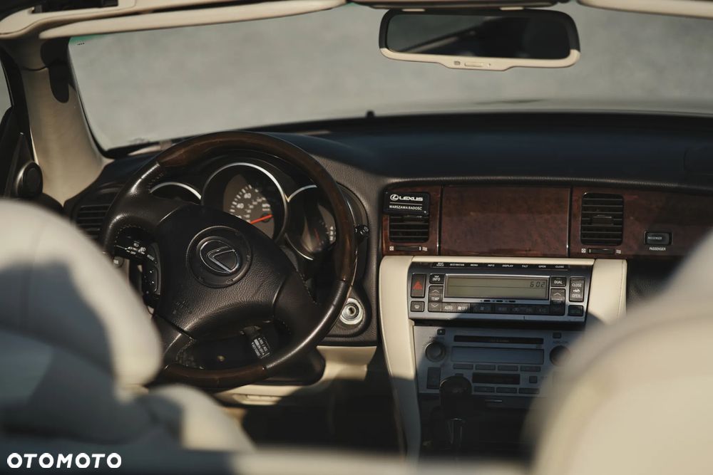 Lexus SC Prestige - 9