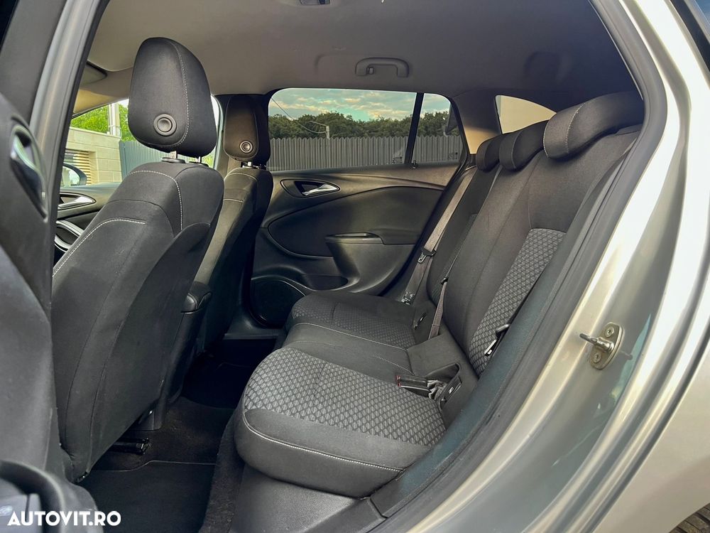 Opel Astra 1.6 CDTI ECOTEC ECOFlex Start/Stop Selection - 18