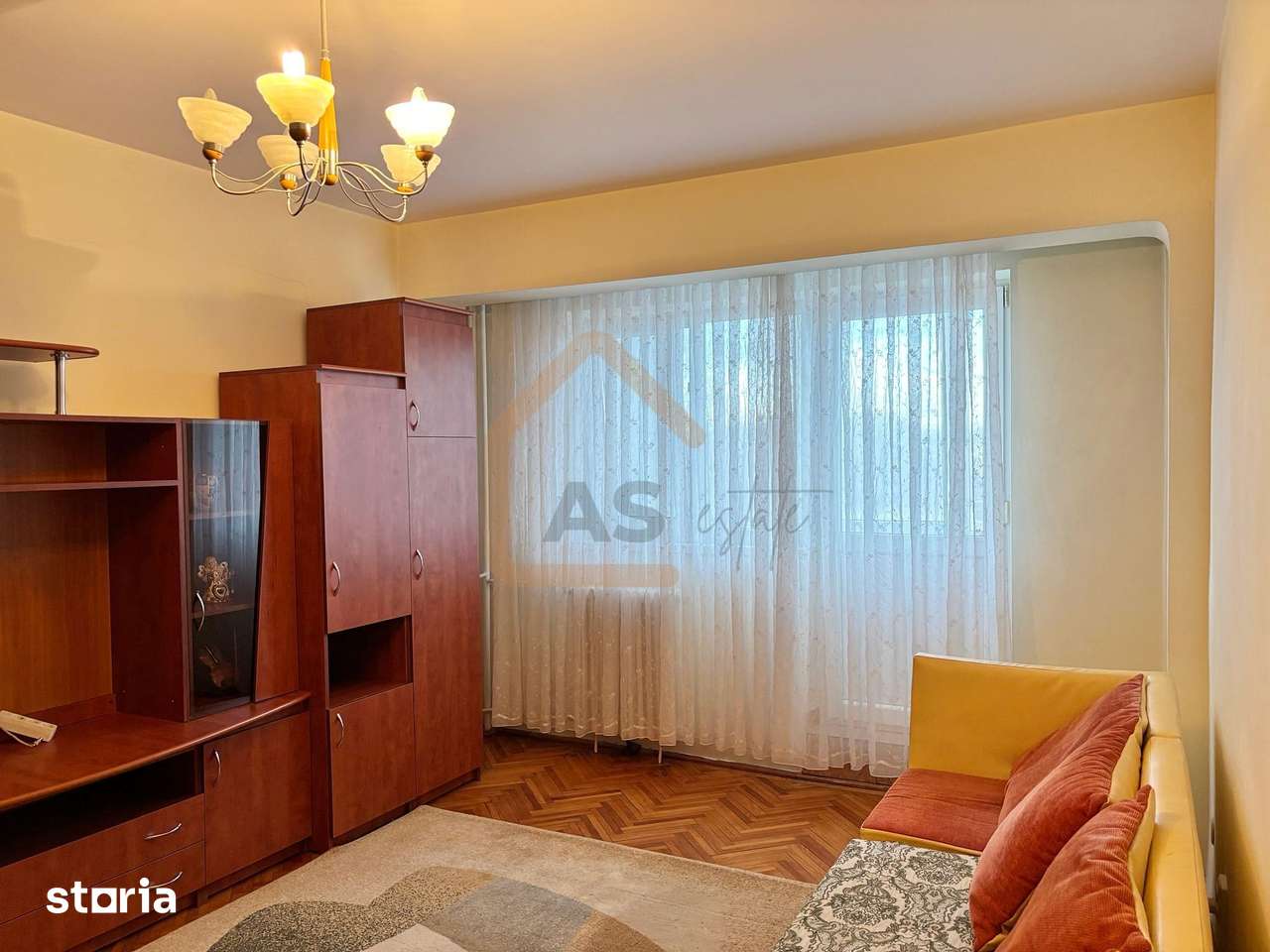 De închiriat | Apartament 4 camere | Calea Aradului | Parcare inclusă — fotografia 1