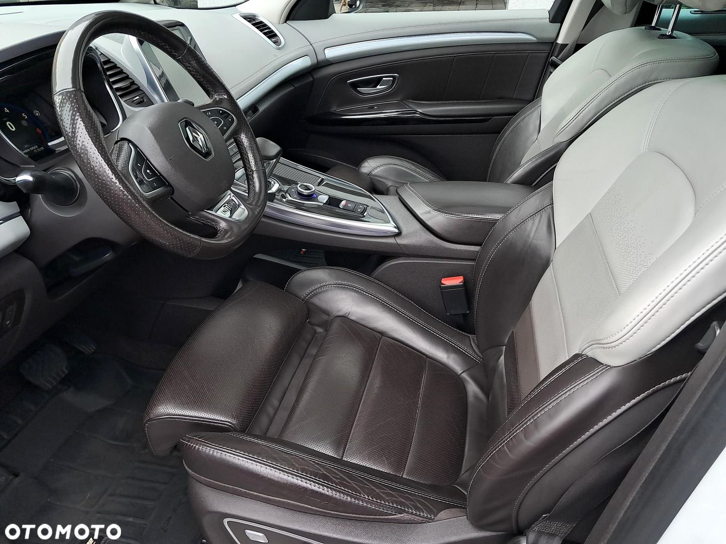 Renault Espace 1.6 TCE Energy Zen EDC - 17
