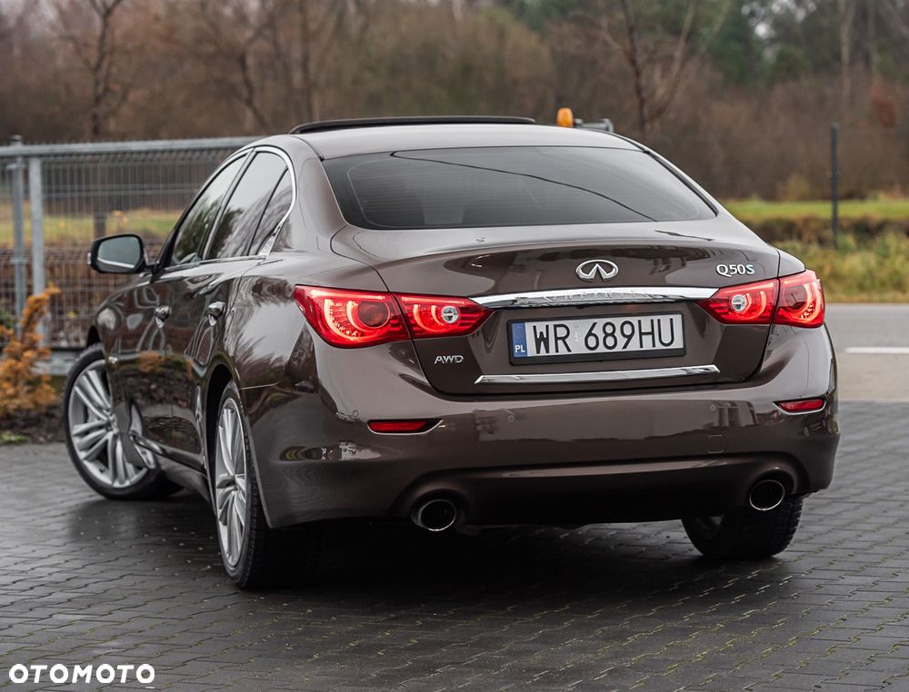 Infiniti Q50 Q50S Hybrid Sport Tech AWD - 11
