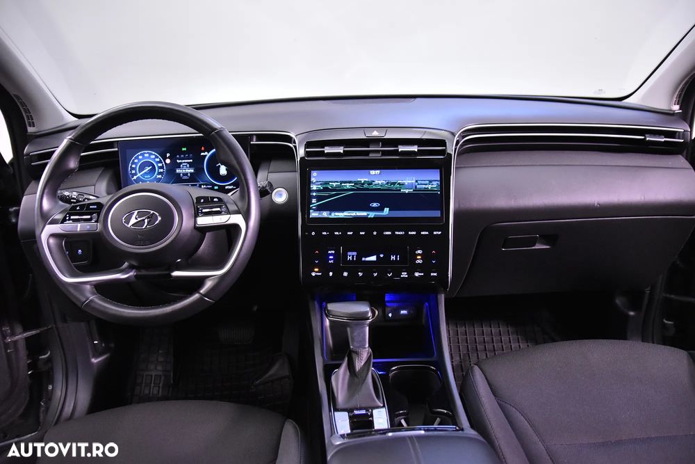 Hyundai Tucson 1.6 T-GDi 48V-Hybrid 2WD DCT Select - 10