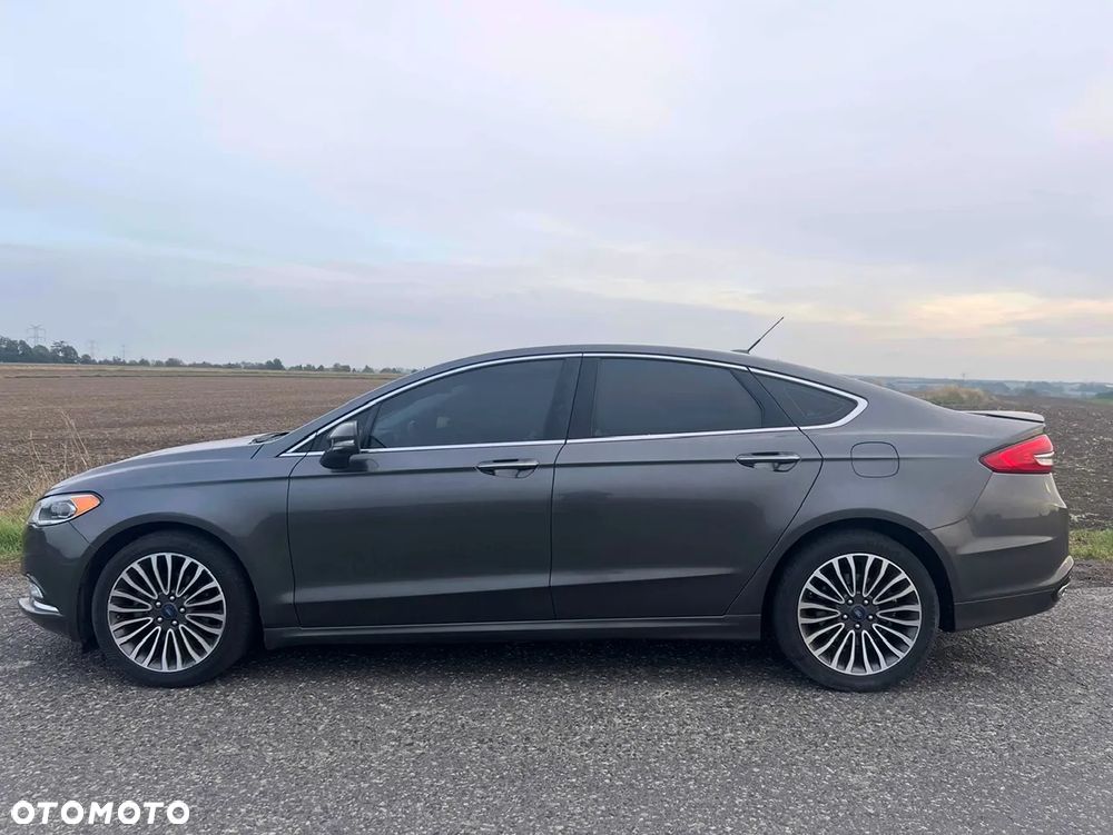 Ford Fusion - 9