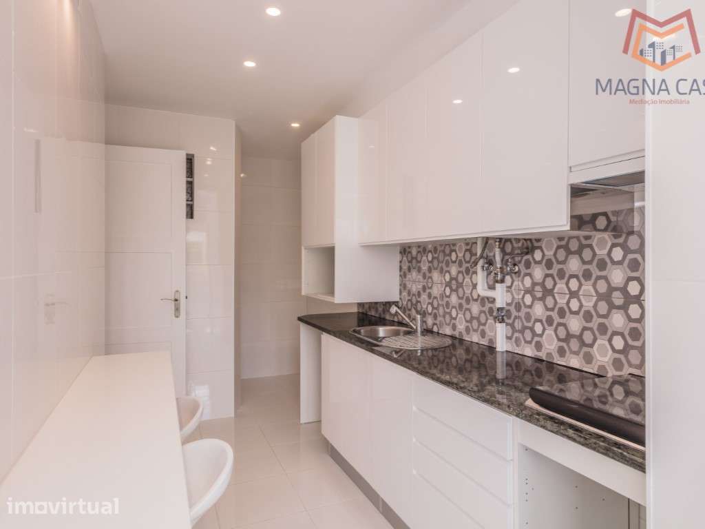 T2 Renovado em Sete Rios, Lisboa - Grande imagem: 2/22