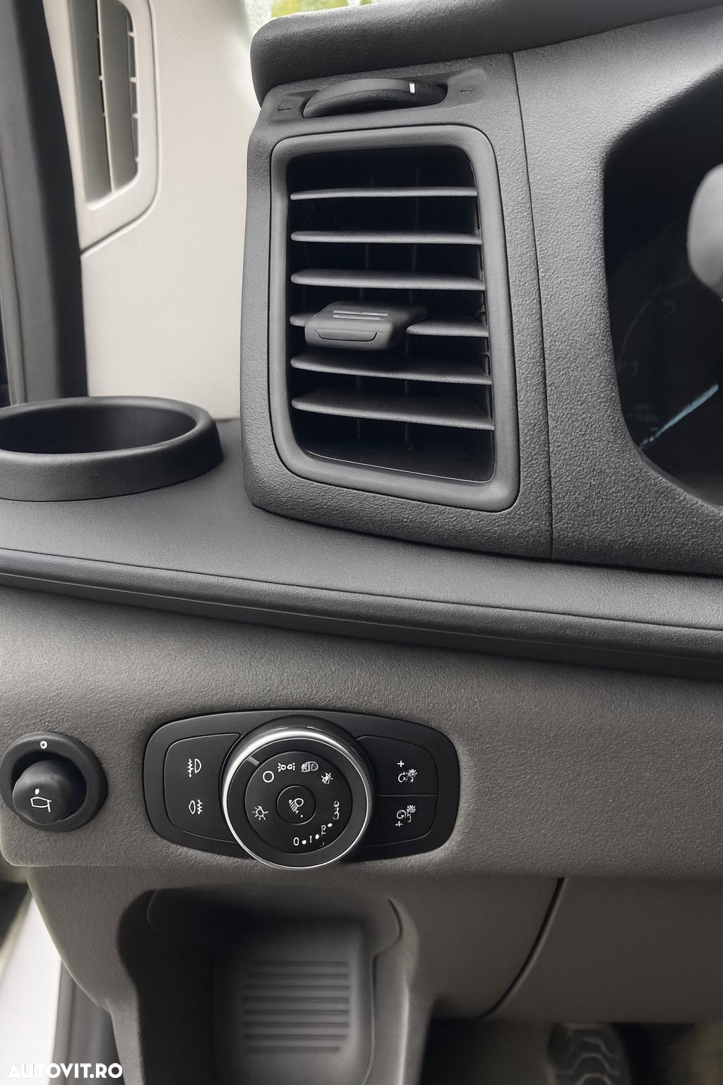 Ford Transit - 9
