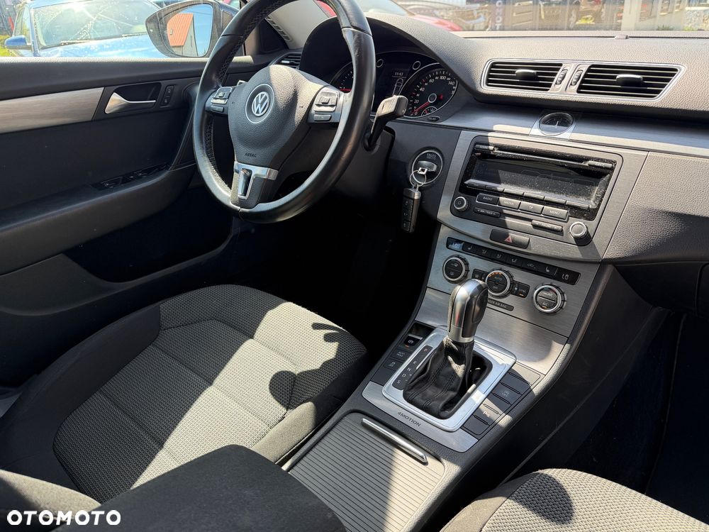 Volkswagen Passat 2.0 TDI 4Mot Highline DSG - 19