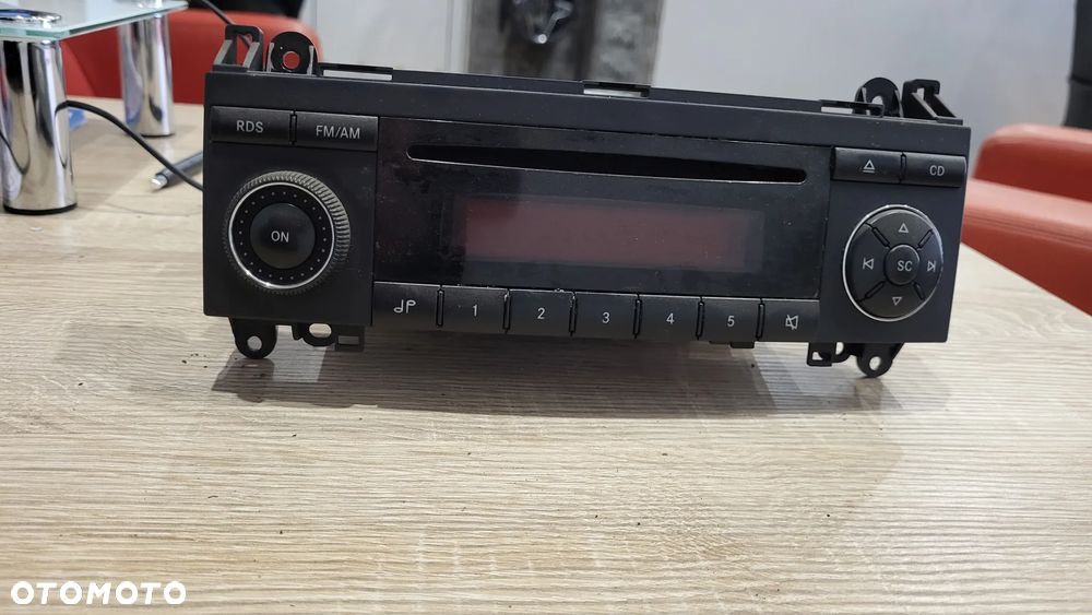 Radio A1698200086 do pojazdu marki: Mercedes - 1