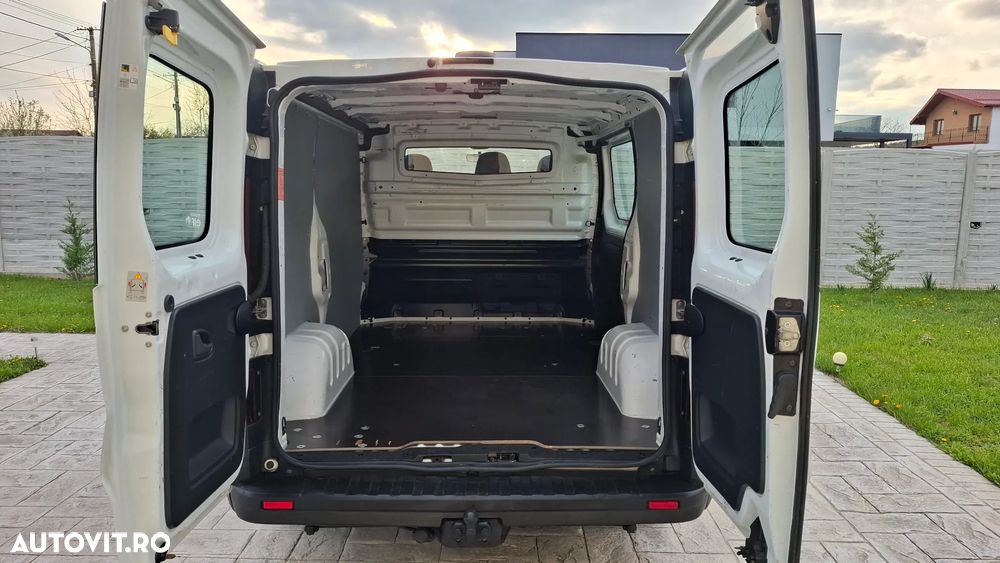 Renault Trafic ENERGY Start & Stop Combi L1H1 Expression - 8