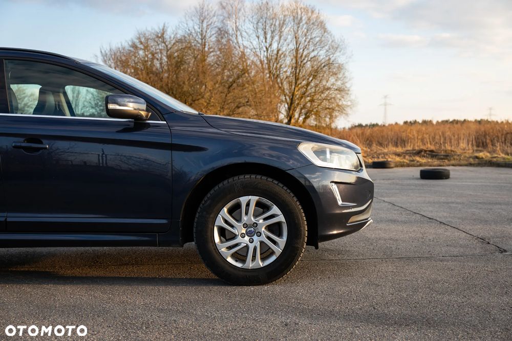 Volvo XC 60 D4 Drive-E Momentum - 33