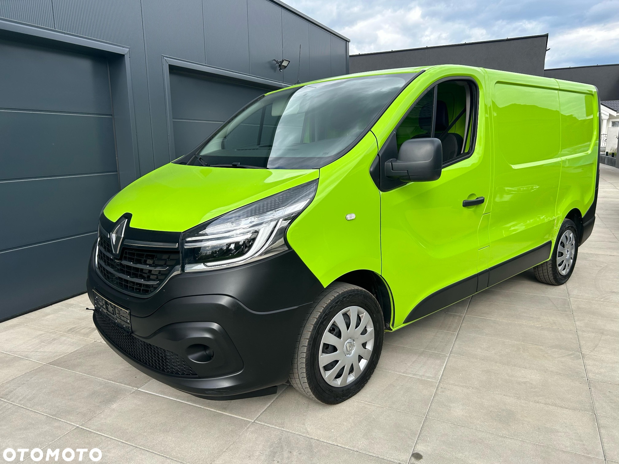 Renault Trafic - 10