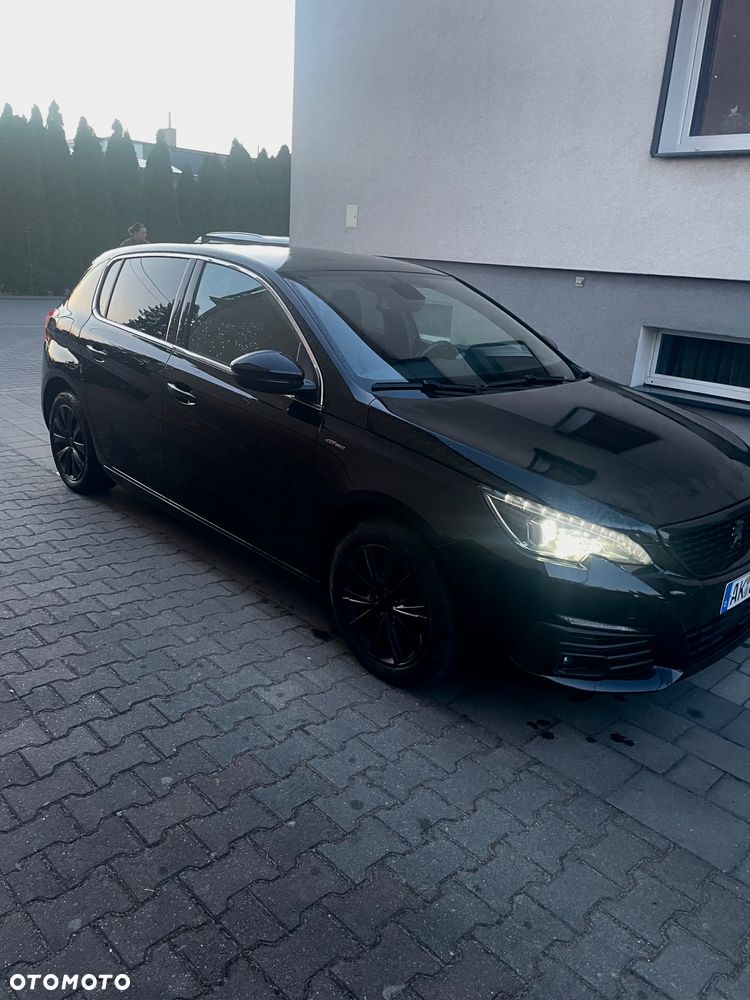 Peugeot 308 PureTech 130 GPF EAT8 Stop & Start Allure Business-Paket - 3