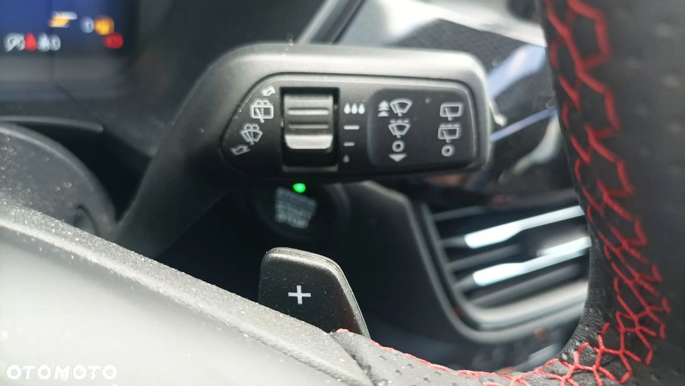 Ford Kuga 2.0 EcoBlue AWD ST-Line X - 24