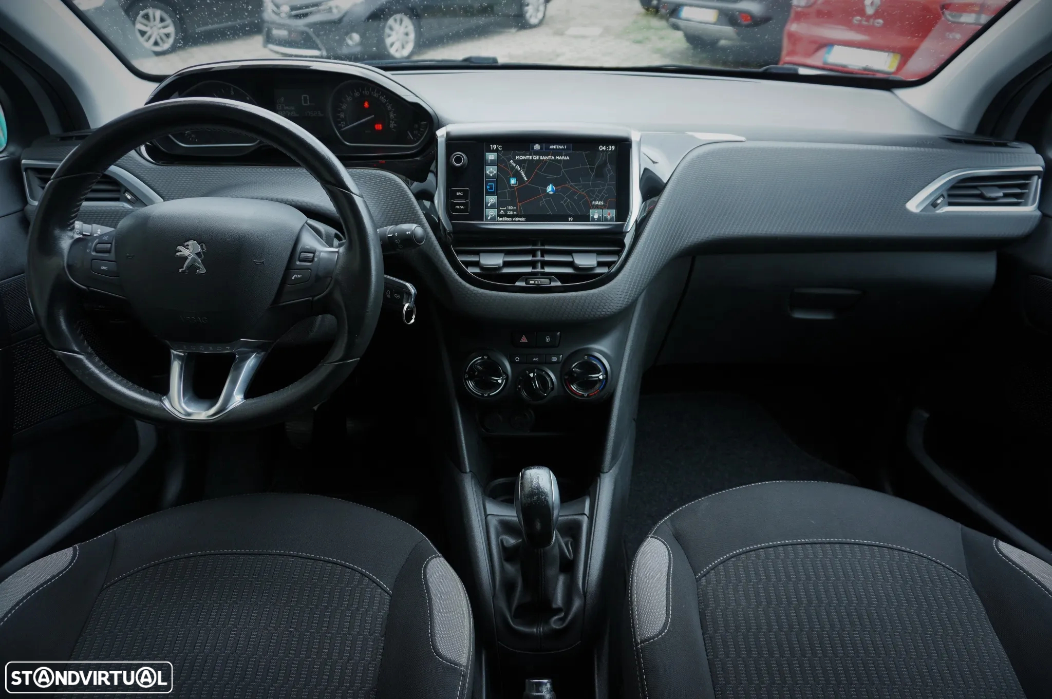 Peugeot 208 1.6 BlueHDi Style - 22