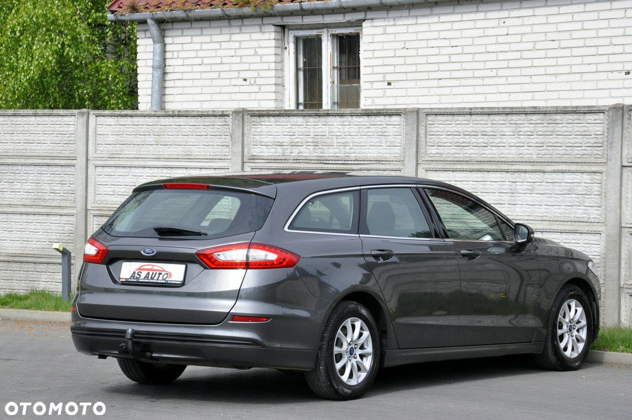 Ford Mondeo - 28