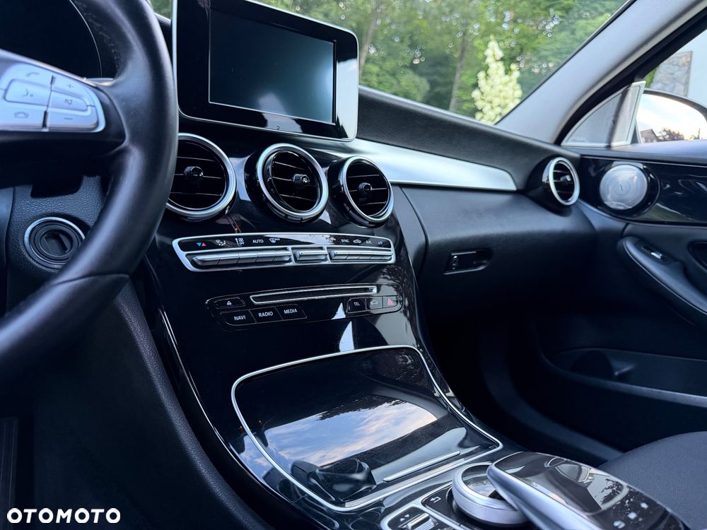 Mercedes-Benz Klasa C 200 (BlueTEC) d 7G-TRONIC Exclusive - 16