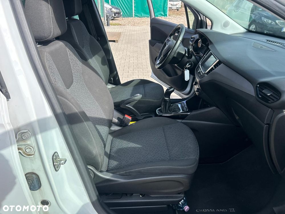 Opel Crossland X 1.2 Innovation - 23