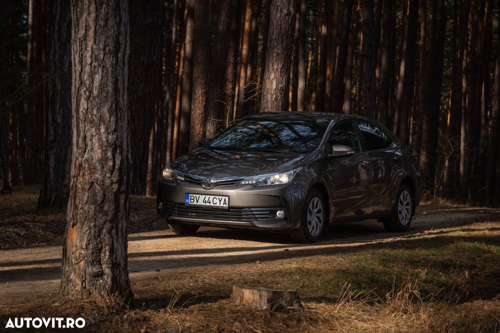 Toyota Corolla 1.6 Valvematic Luna - 2