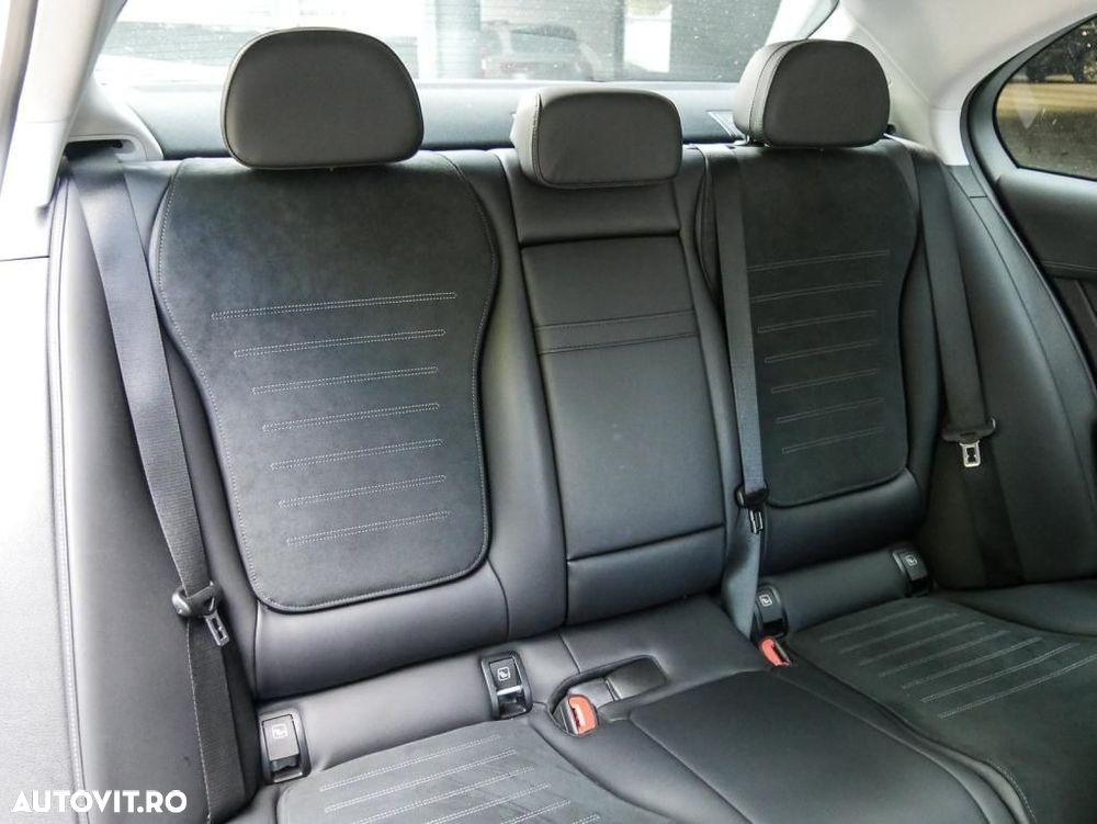 Mercedes-Benz C 220 d 9G-TRONIC AMG Line - 15