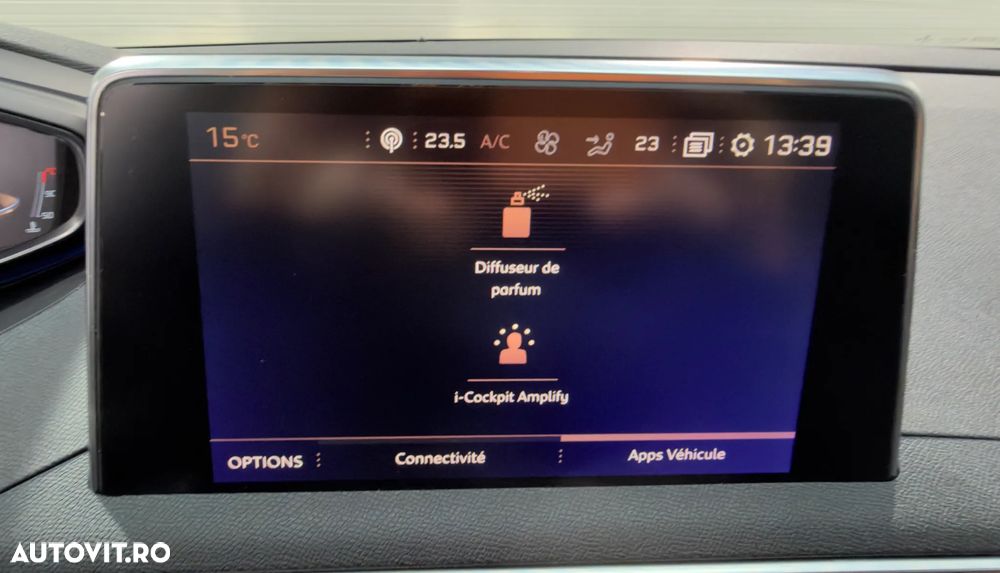 Peugeot 3008 1.2 PureTech Turbo S&S EAT6 GT-Line - 23