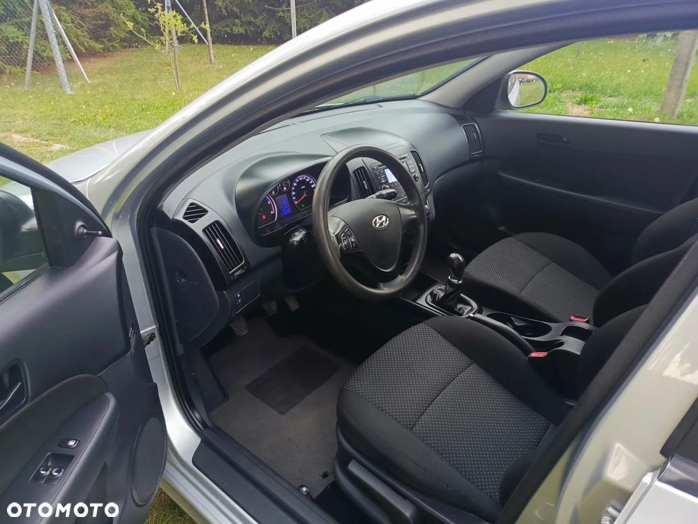 Hyundai i30 1.6 CRDi Comfort - 29